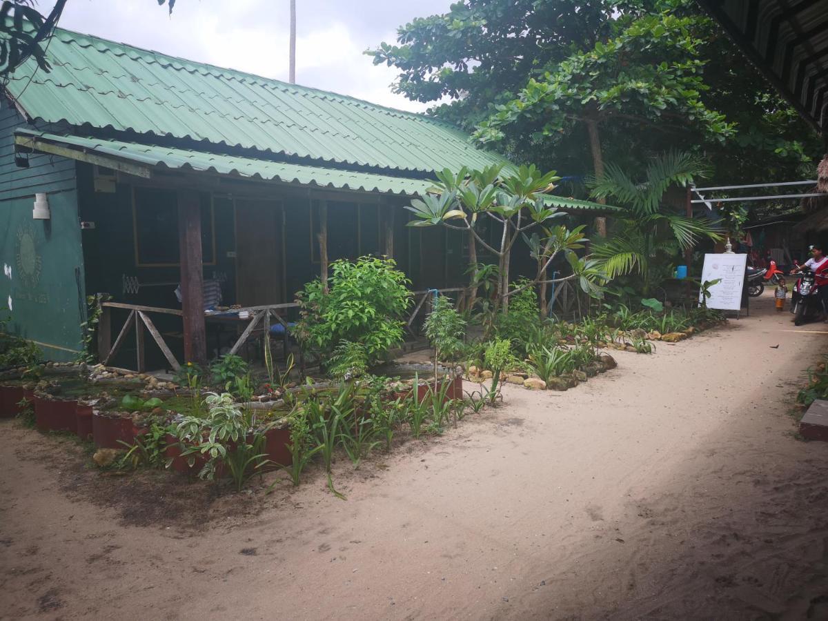 Hotel Yuyu Golden Beach Koh Chang Exterior foto