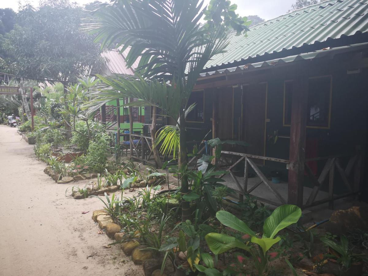 Hotel Yuyu Golden Beach Koh Chang Exterior foto